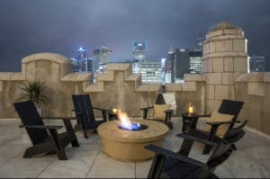 Patio Bar and outdoor restaurants Monarch Club Detroit