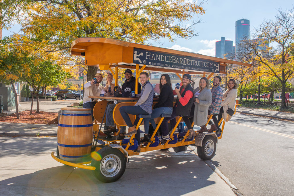 Epic Fall leaves ren cen in background